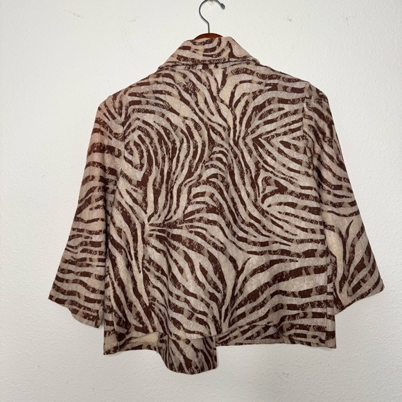 Chicos Zebra Lace zee 3/4 sleeve Cardigan Sweater blazer size 1 or medium - Picture 7 of 10